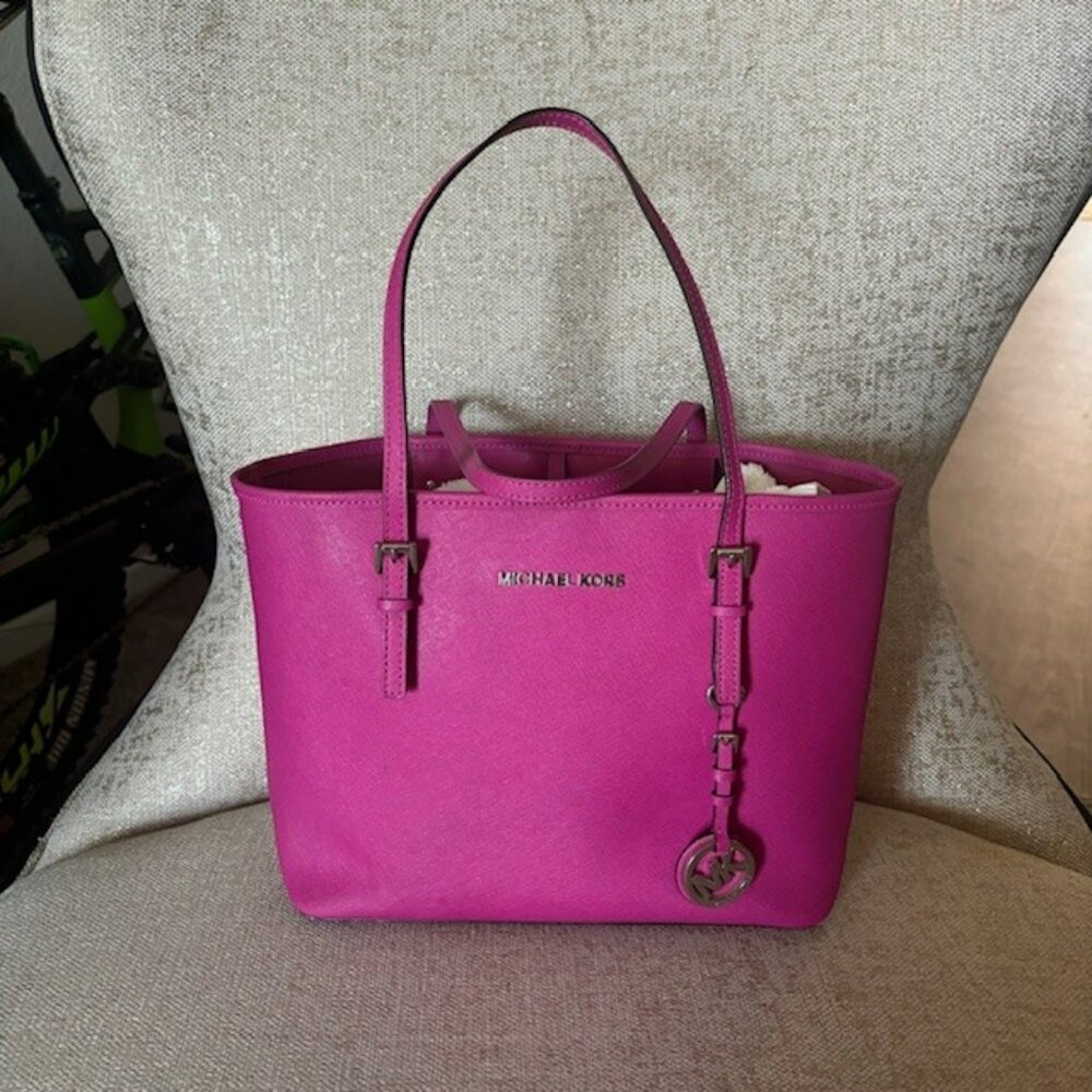 Pink Michael Kohrs purse - bag